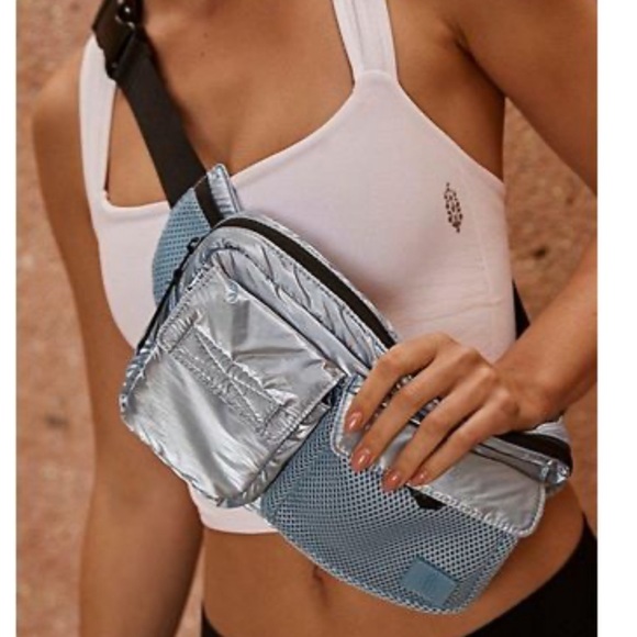 NWOT FP Movement Courtside Cargo Sling - Picture 1 of 4